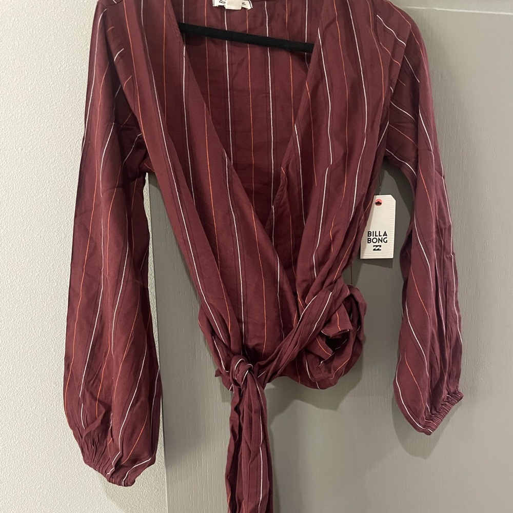 Billabong wrap a kiss top